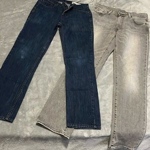 2 Jeans Bundle Levi and Element jeans Sz 30 combo set